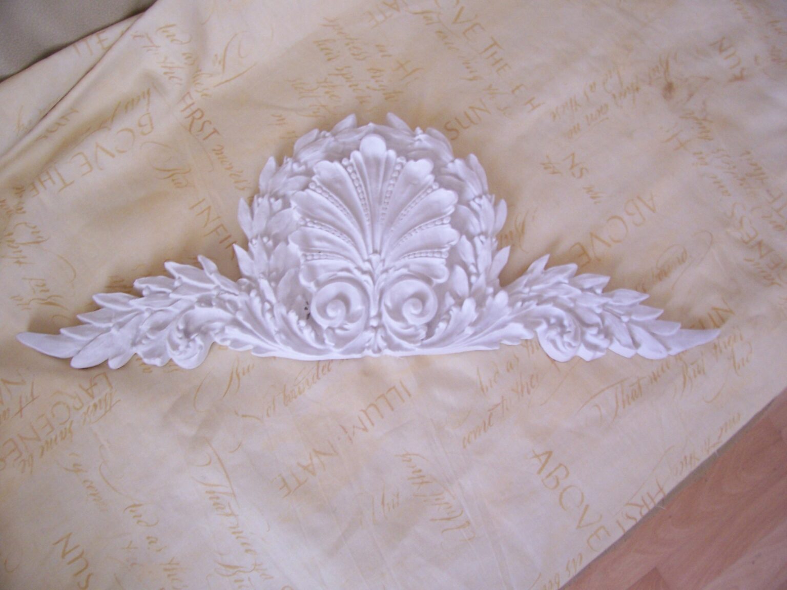 Long Ornate Plaster Pediment Embellishment Decor Moulding Wall Plaque